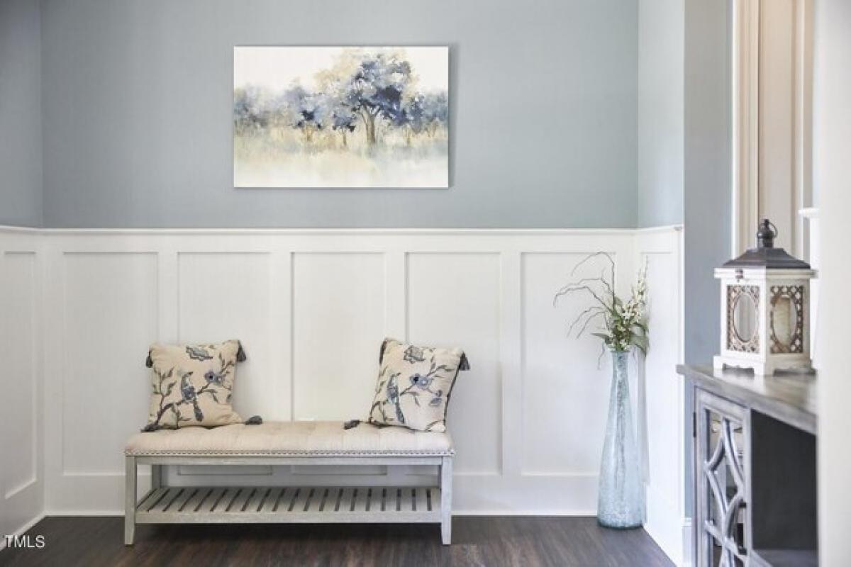 Picture of Home For Sale in Pittsboro, North Carolina, United States