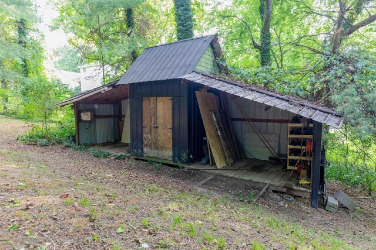 Picture of Home For Sale in Rossville, Georgia, United States