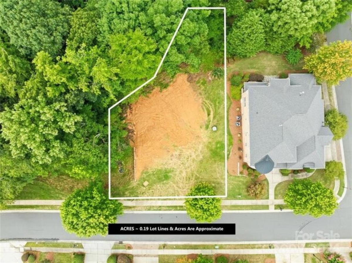Picture of Residential Land For Sale in Charlotte, North Carolina, United States