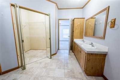 Home For Sale in Lake City, Florida