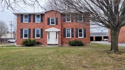 Apartment For Rent in 