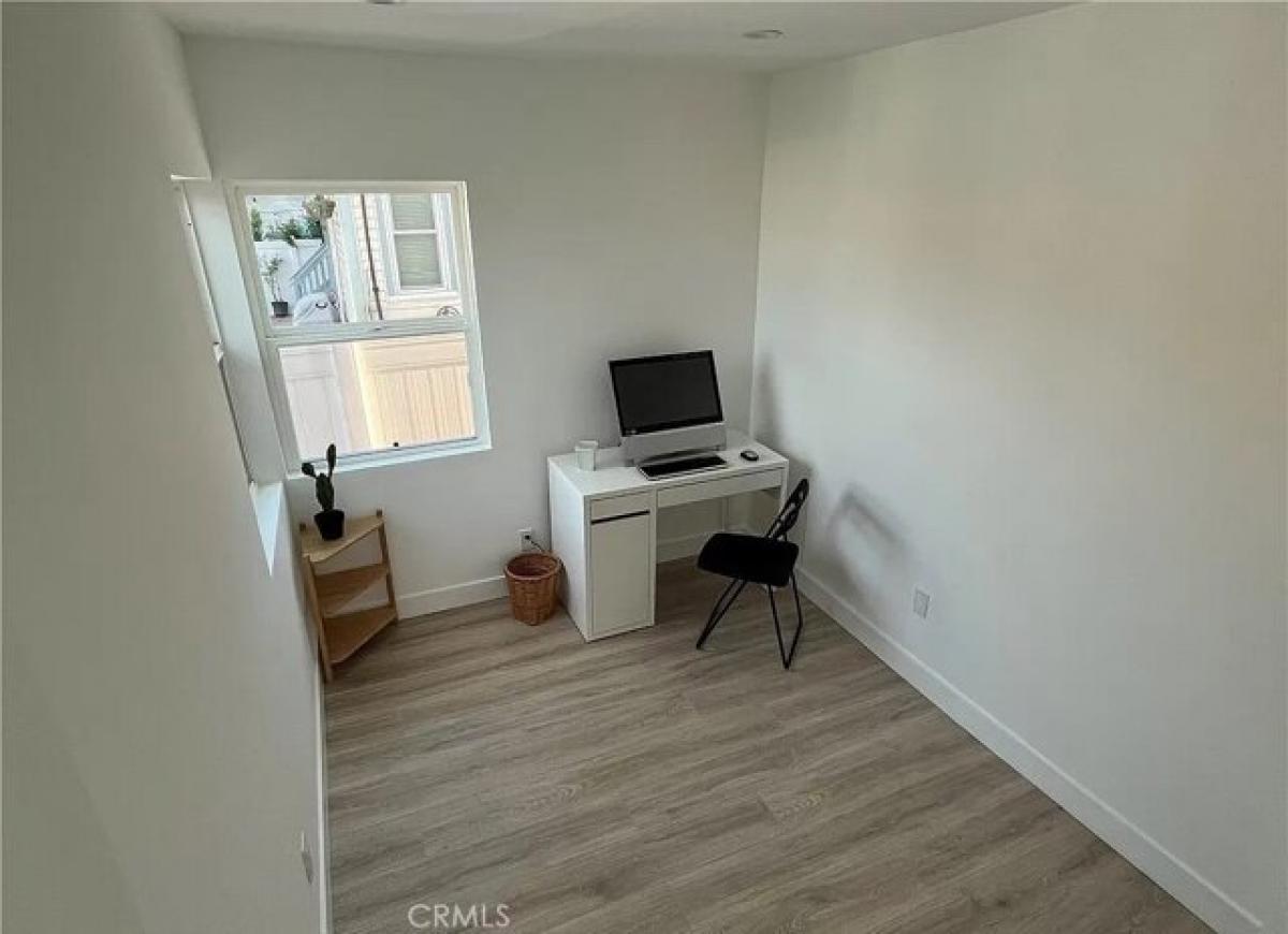 Picture of Home For Sale in North Hollywood, California, United States