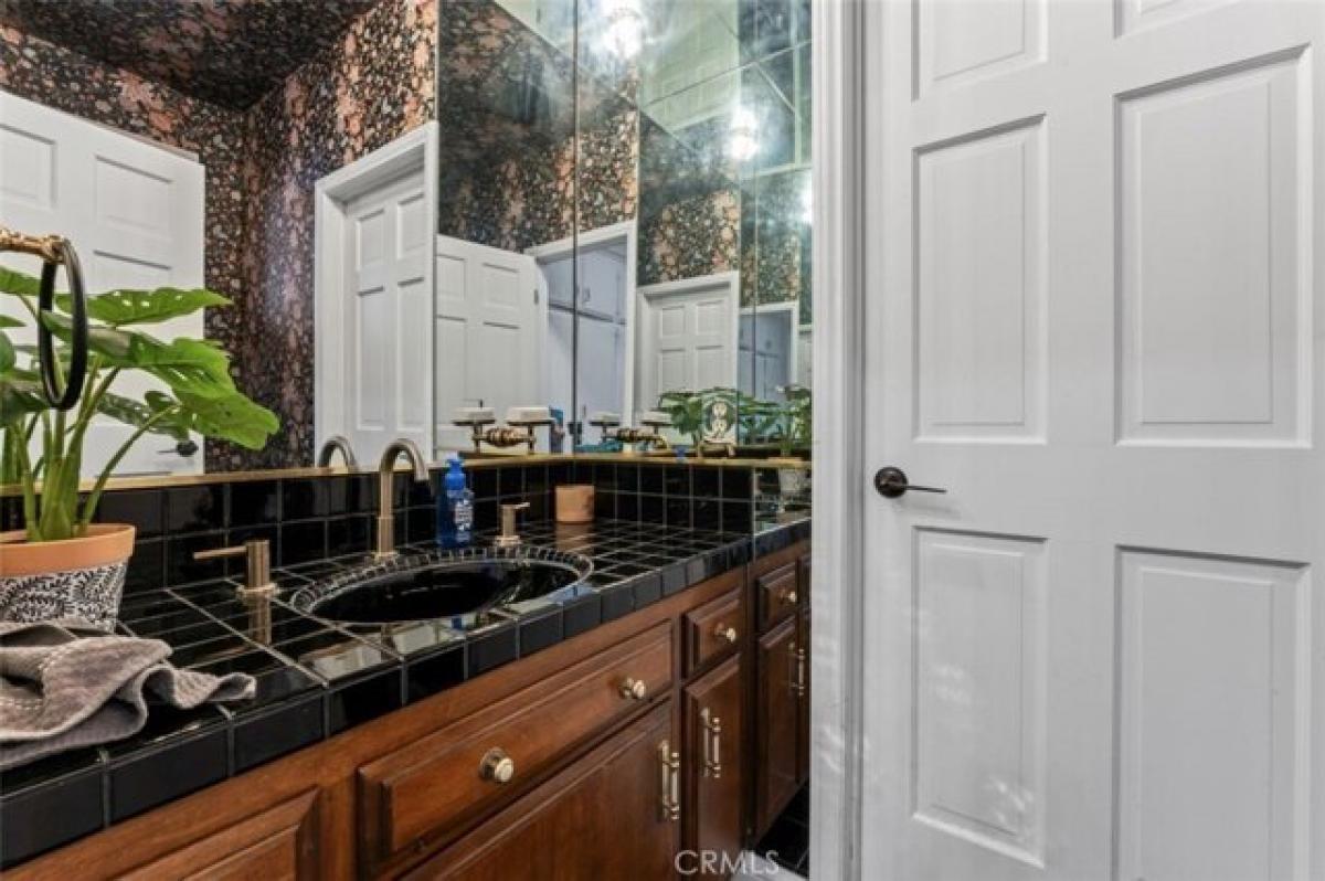 Picture of Home For Sale in Upland, California, United States