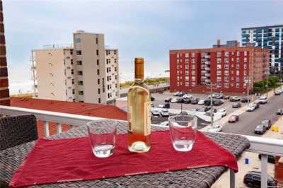 Home For Sale in Long Beach, New York