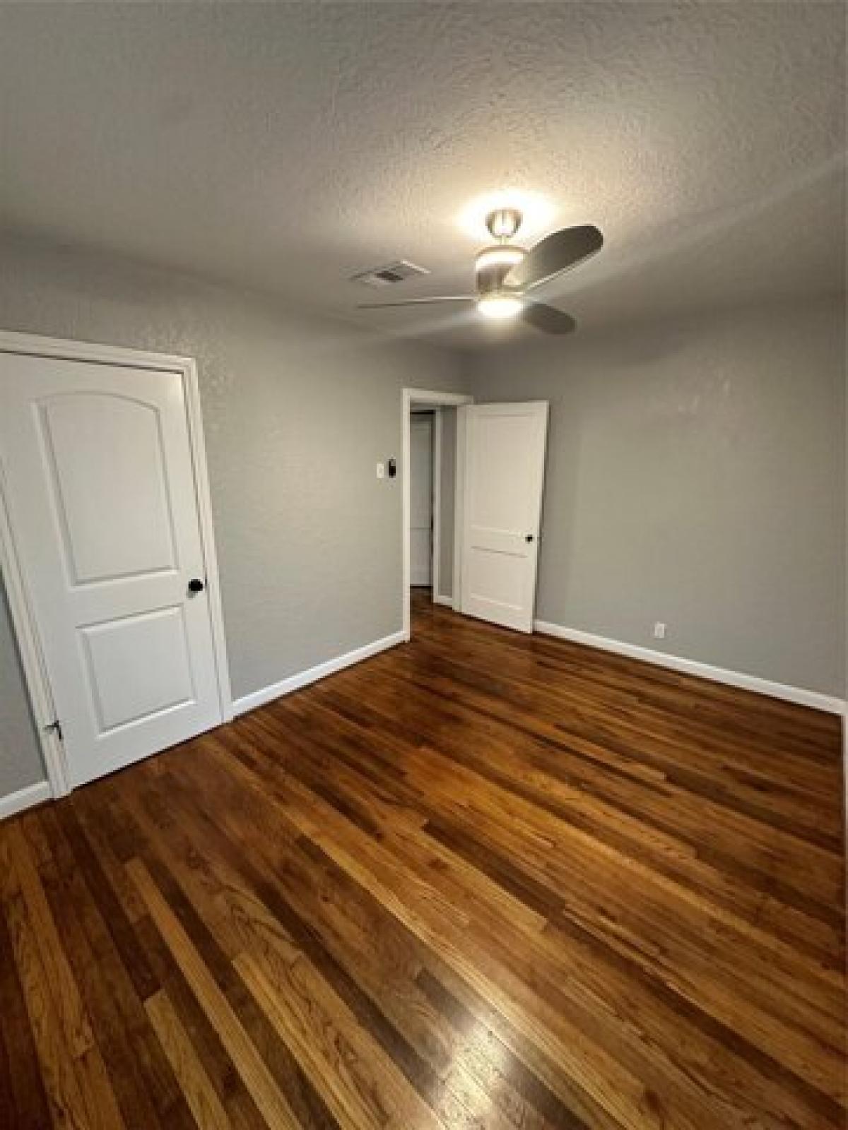 Picture of Home For Sale in Texas City, Texas, United States