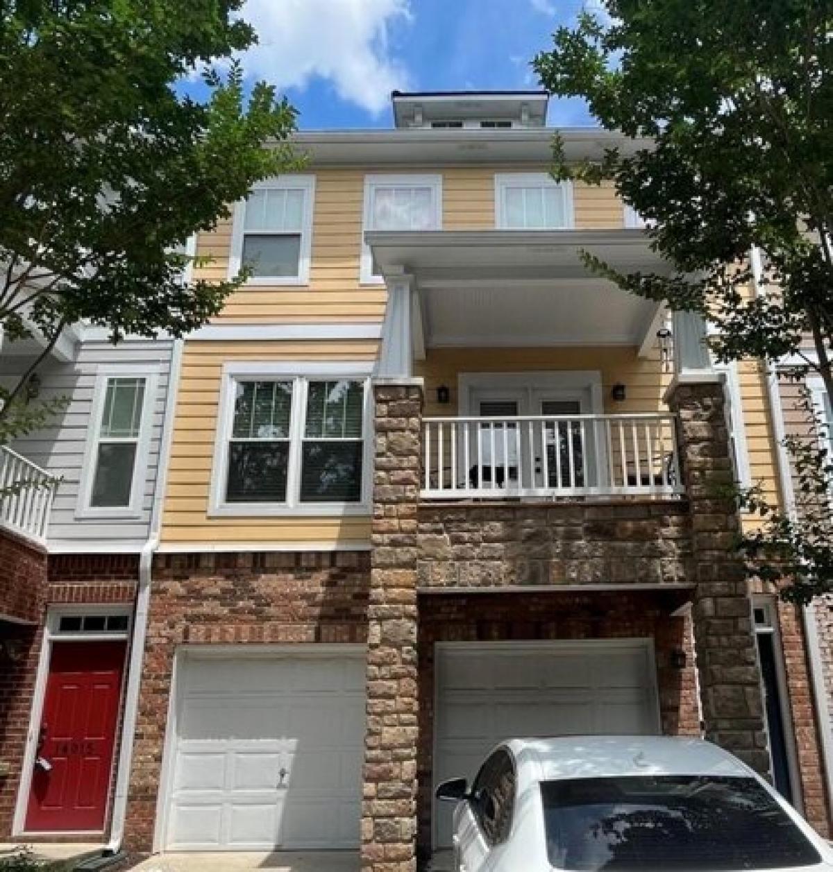 Picture of Home For Sale in Alpharetta, Georgia, United States