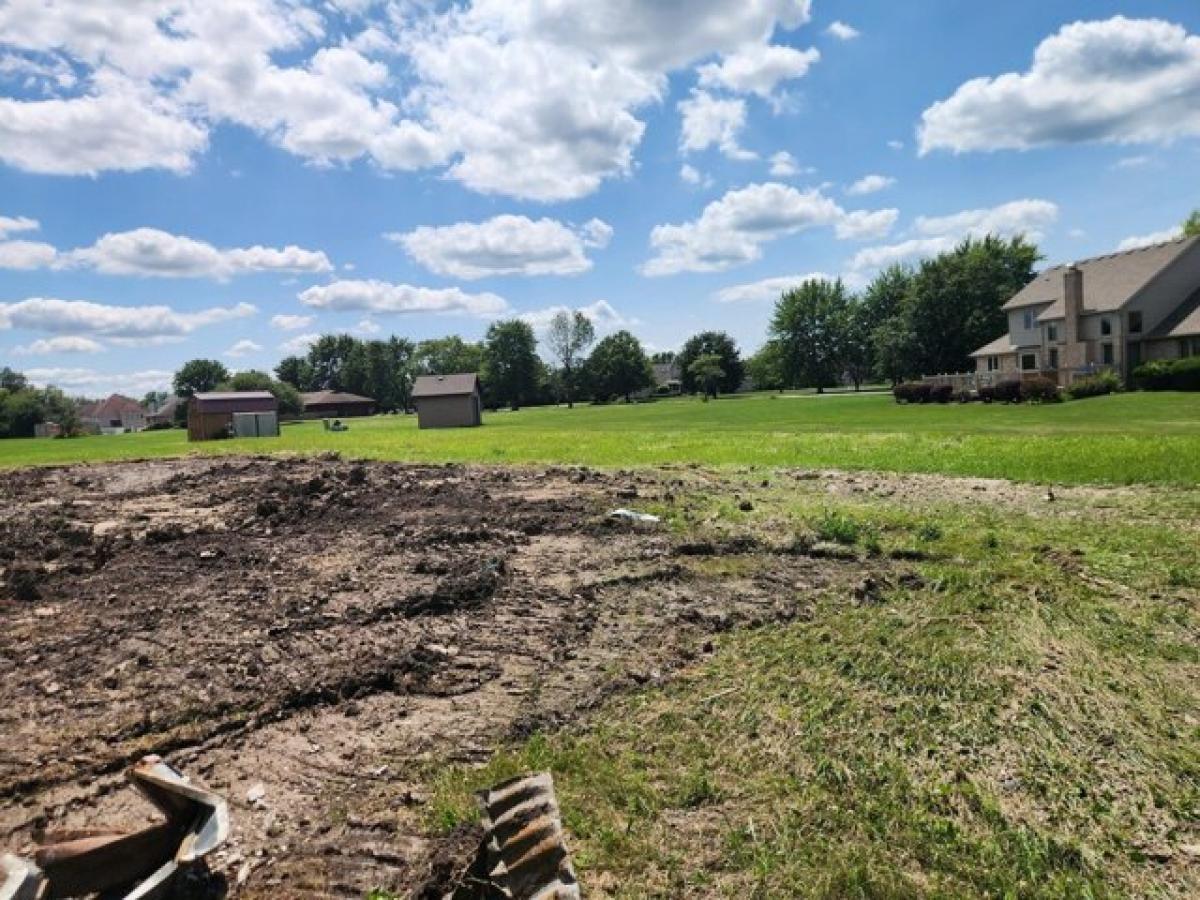 Picture of Residential Land For Sale in Crete, Illinois, United States