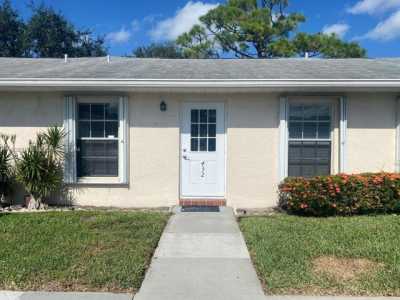 Home For Rent in Lake Worth, Florida