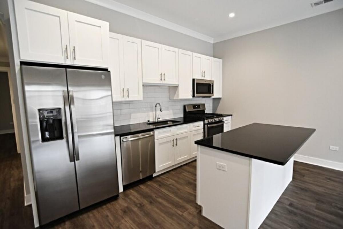 Picture of Apartment For Rent in Chicago, Illinois, United States
