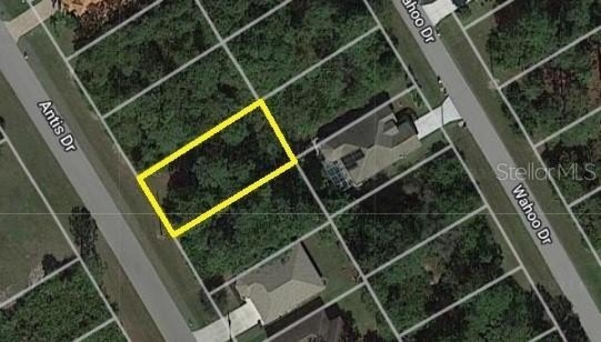 Picture of Residential Land For Sale in Rotonda West, Florida, United States