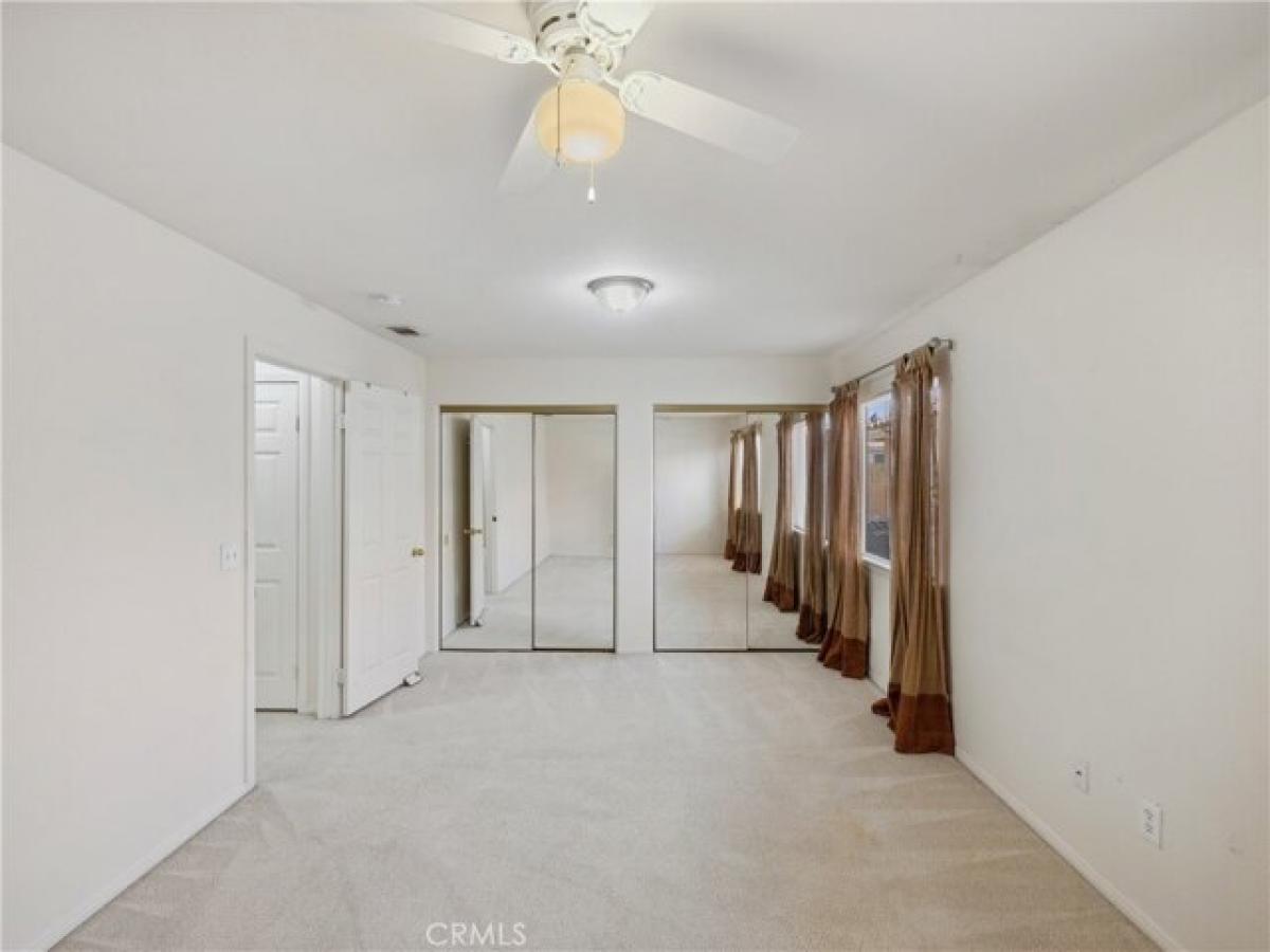 Picture of Home For Sale in Victorville, California, United States