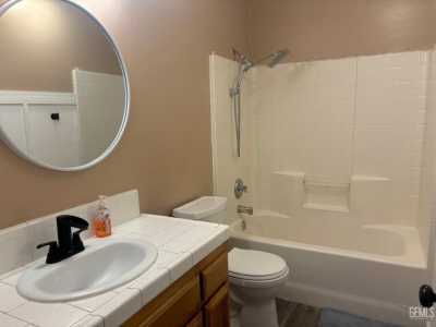 Home For Sale in Bakersfield, California