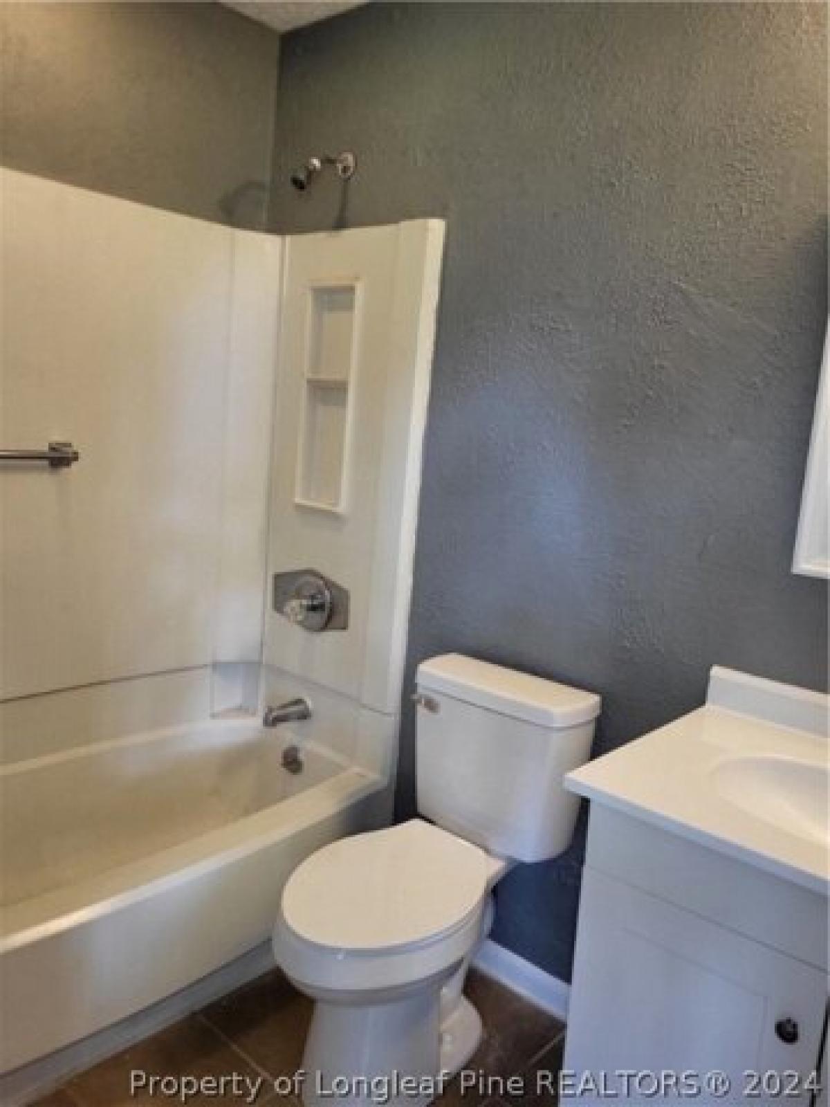 Picture of Home For Sale in Fayetteville, North Carolina, United States