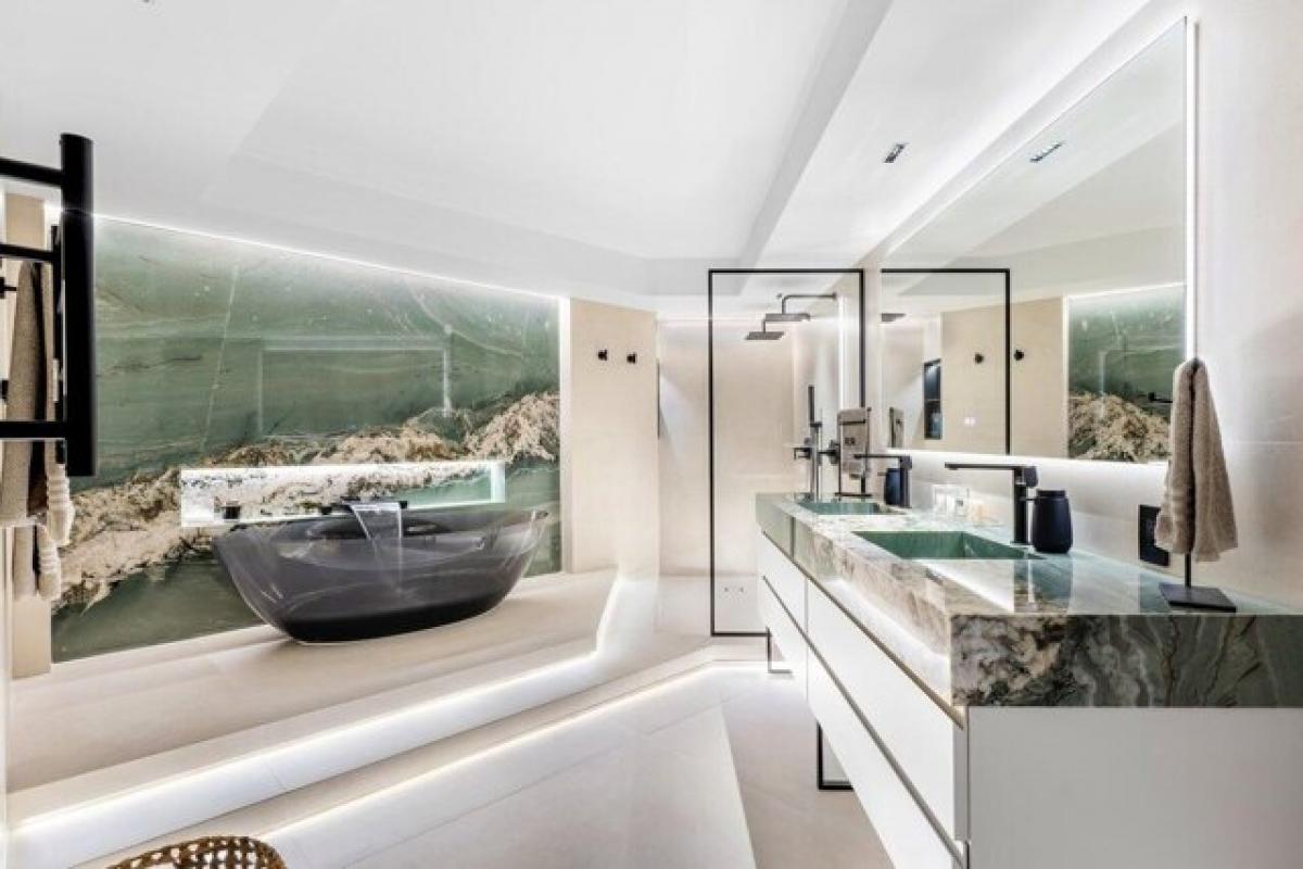 Picture of Home For Sale in Highland Beach, Florida, United States