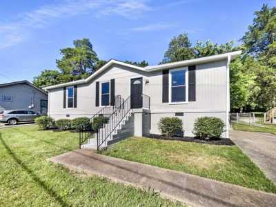 Home For Sale in Hermitage, Tennessee