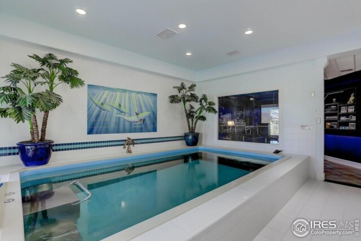 Picture of Home For Sale in Elizabeth, Colorado, United States