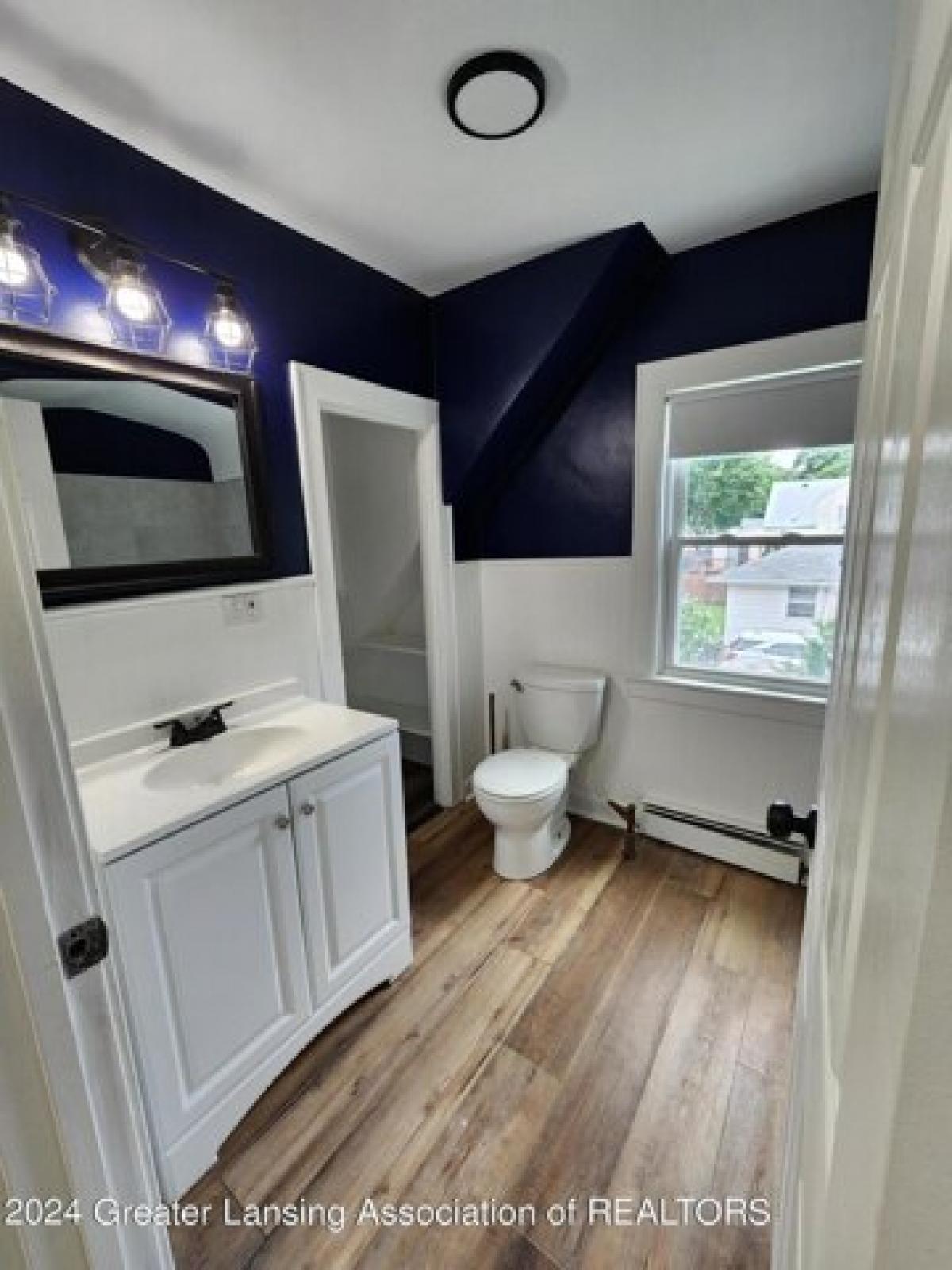 Picture of Home For Sale in Lansing, Michigan, United States