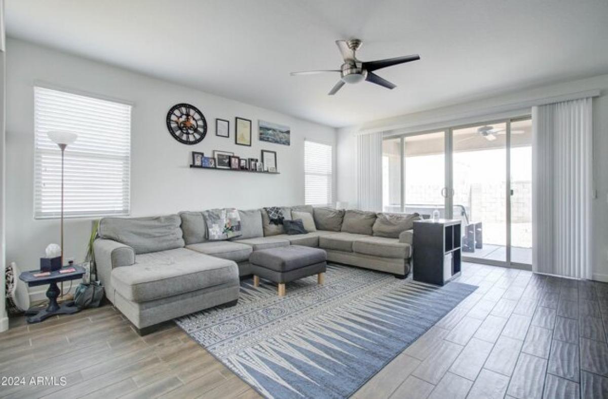 Picture of Home For Sale in Maricopa, Arizona, United States