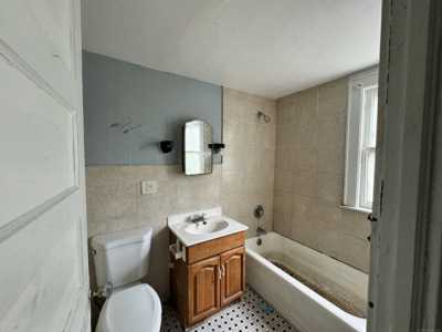 Home For Sale in Hartford, Connecticut