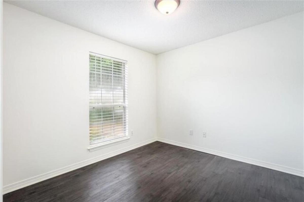 Picture of Home For Sale in Mobile, Alabama, United States