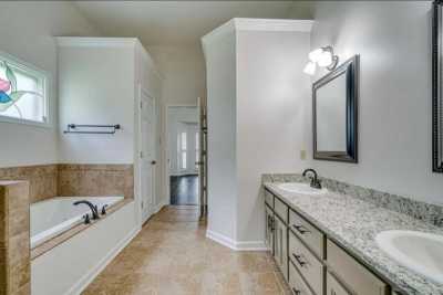 Home For Sale in Collierville, Tennessee