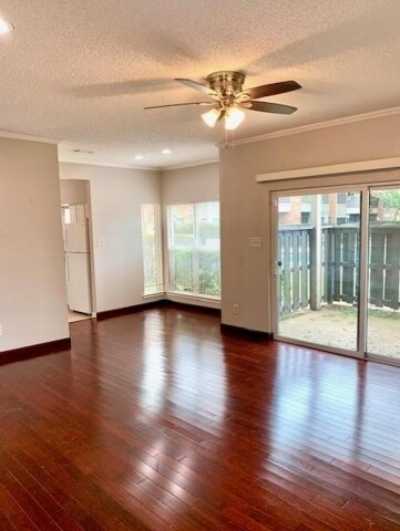 Home For Rent in Arlington, Texas
