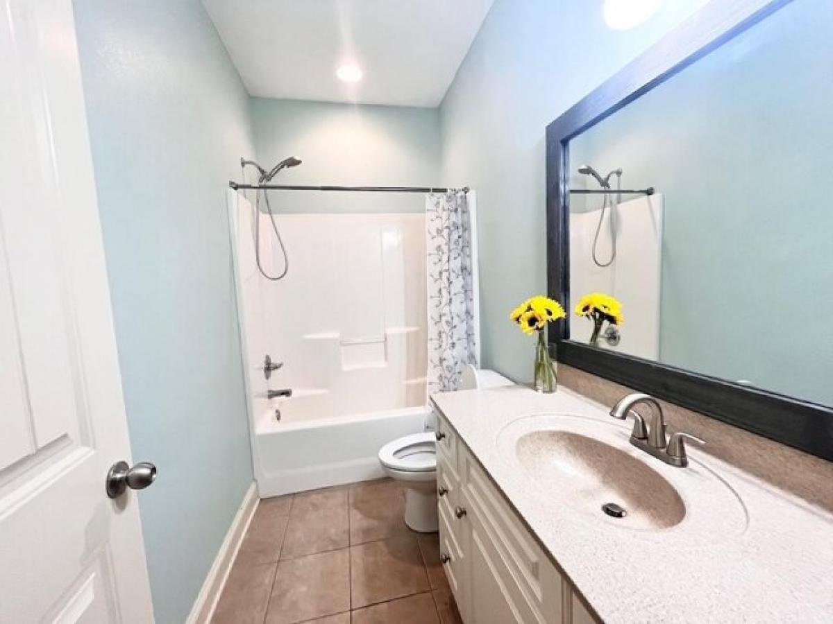 Picture of Home For Sale in Opelika, Alabama, United States