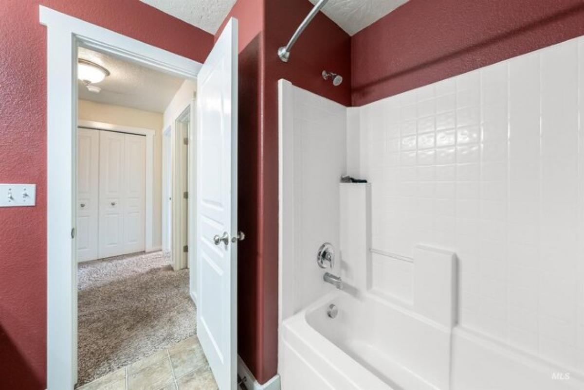 Picture of Home For Sale in Boise, Idaho, United States