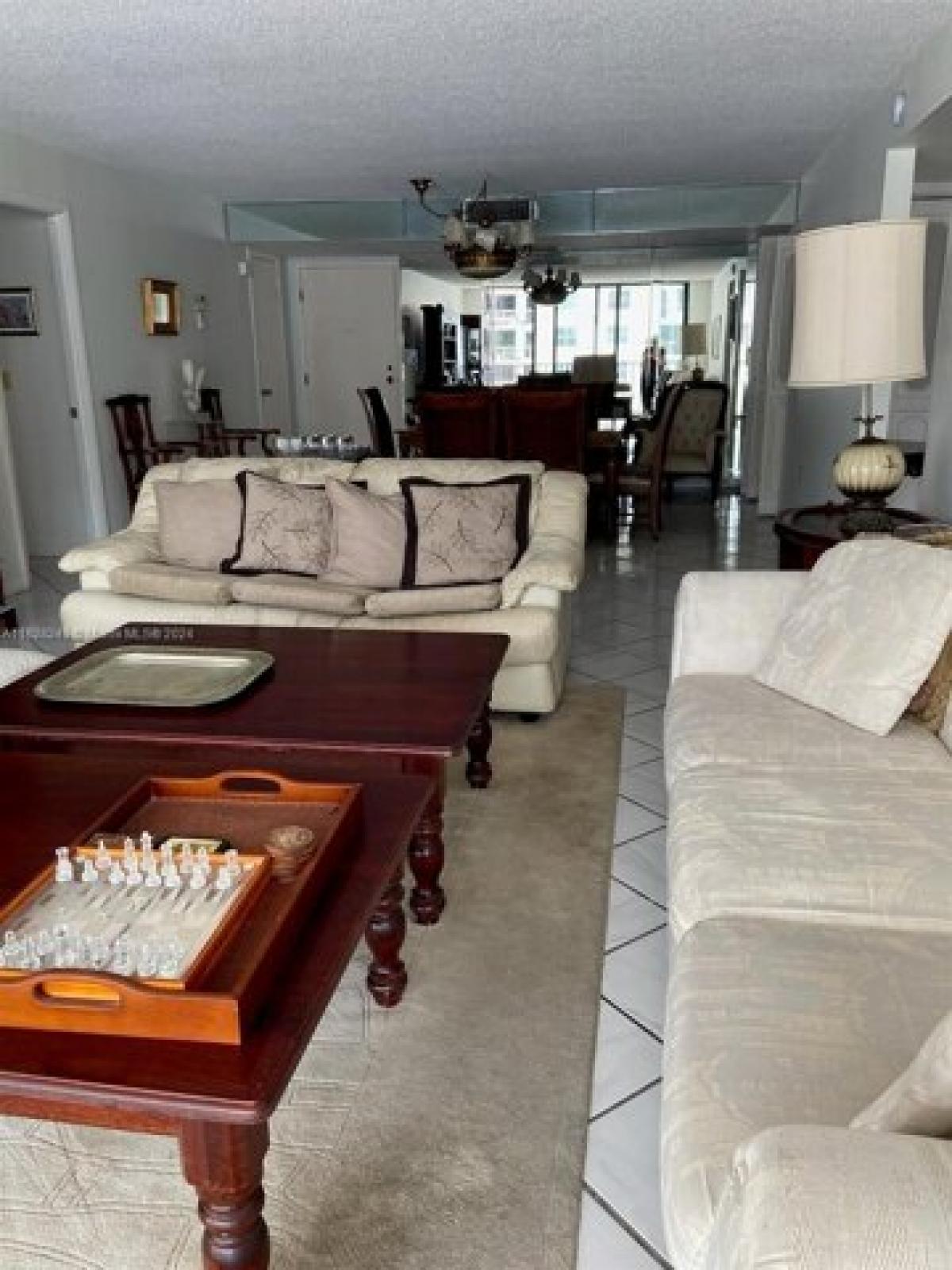 Picture of Home For Sale in Palm Beach, Florida, United States