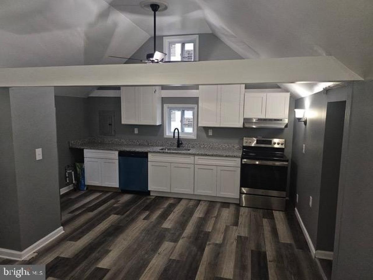 Picture of Home For Sale in Williamstown, New Jersey, United States