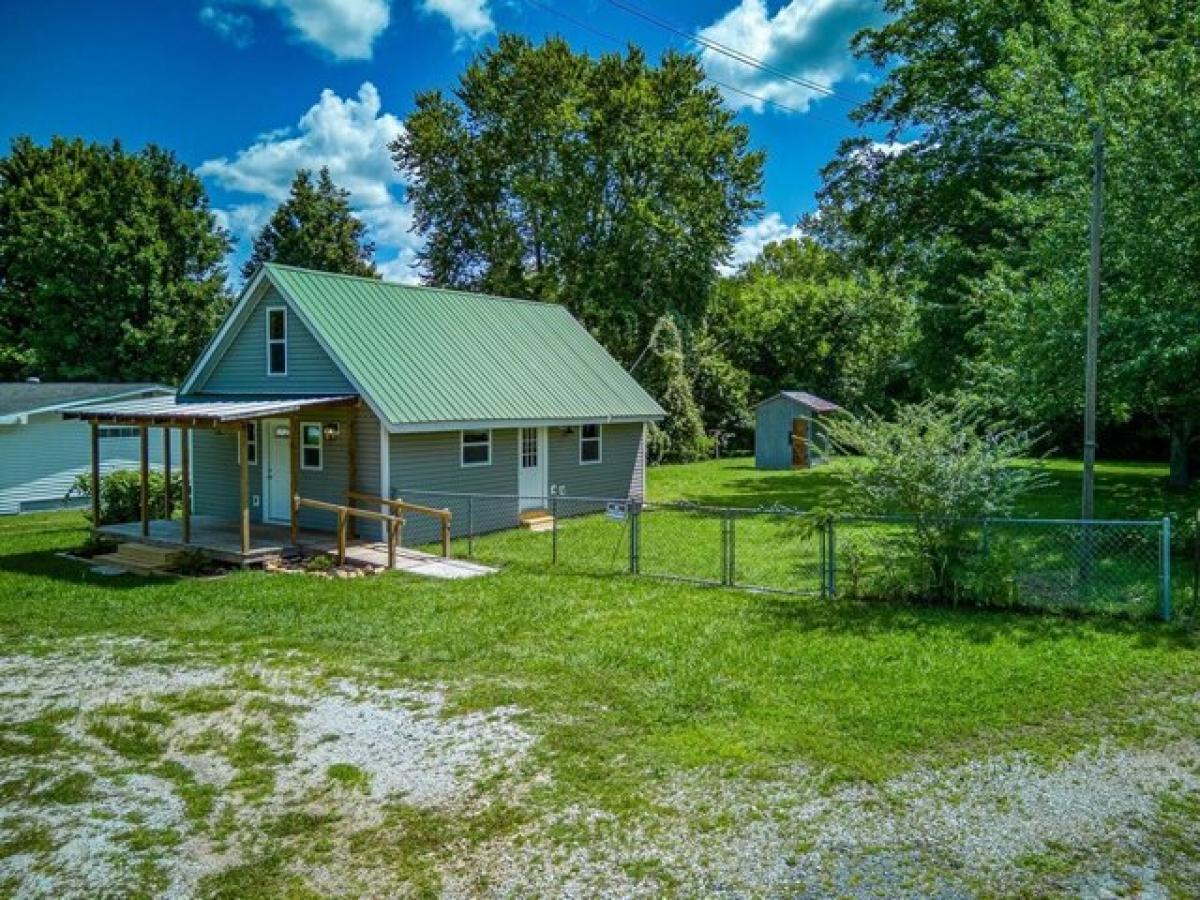 Picture of Home For Sale in Harrison, Arkansas, United States
