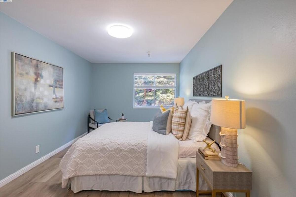 Picture of Home For Sale in Hayward, California, United States