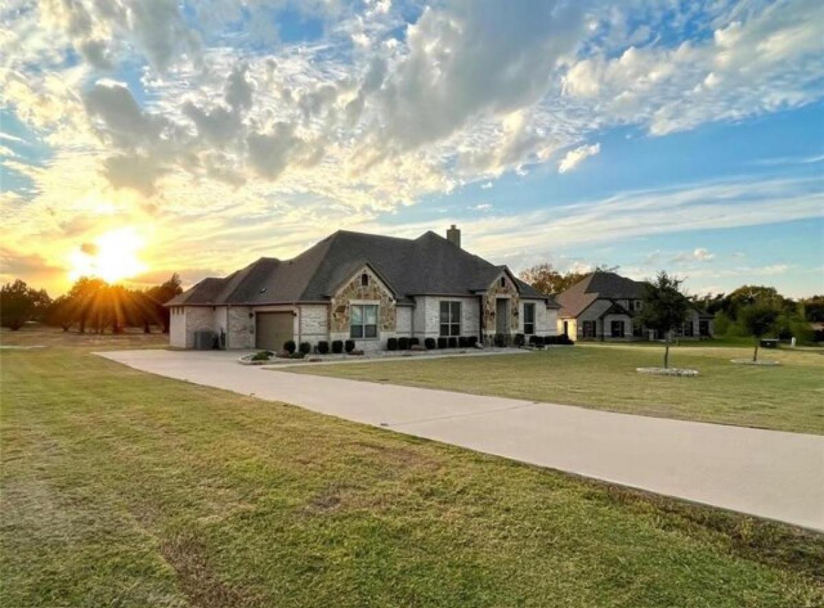 Picture of Home For Sale in Midlothian, Texas, United States