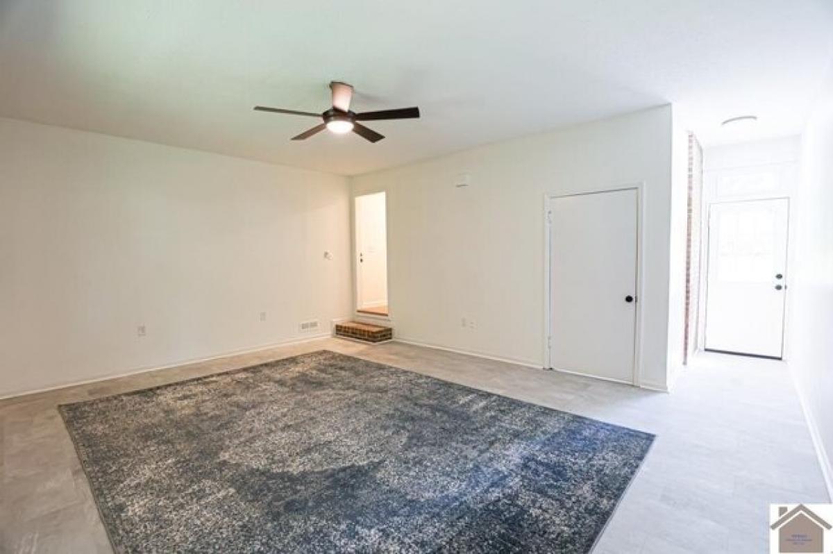 Picture of Home For Sale in Paducah, Kentucky, United States