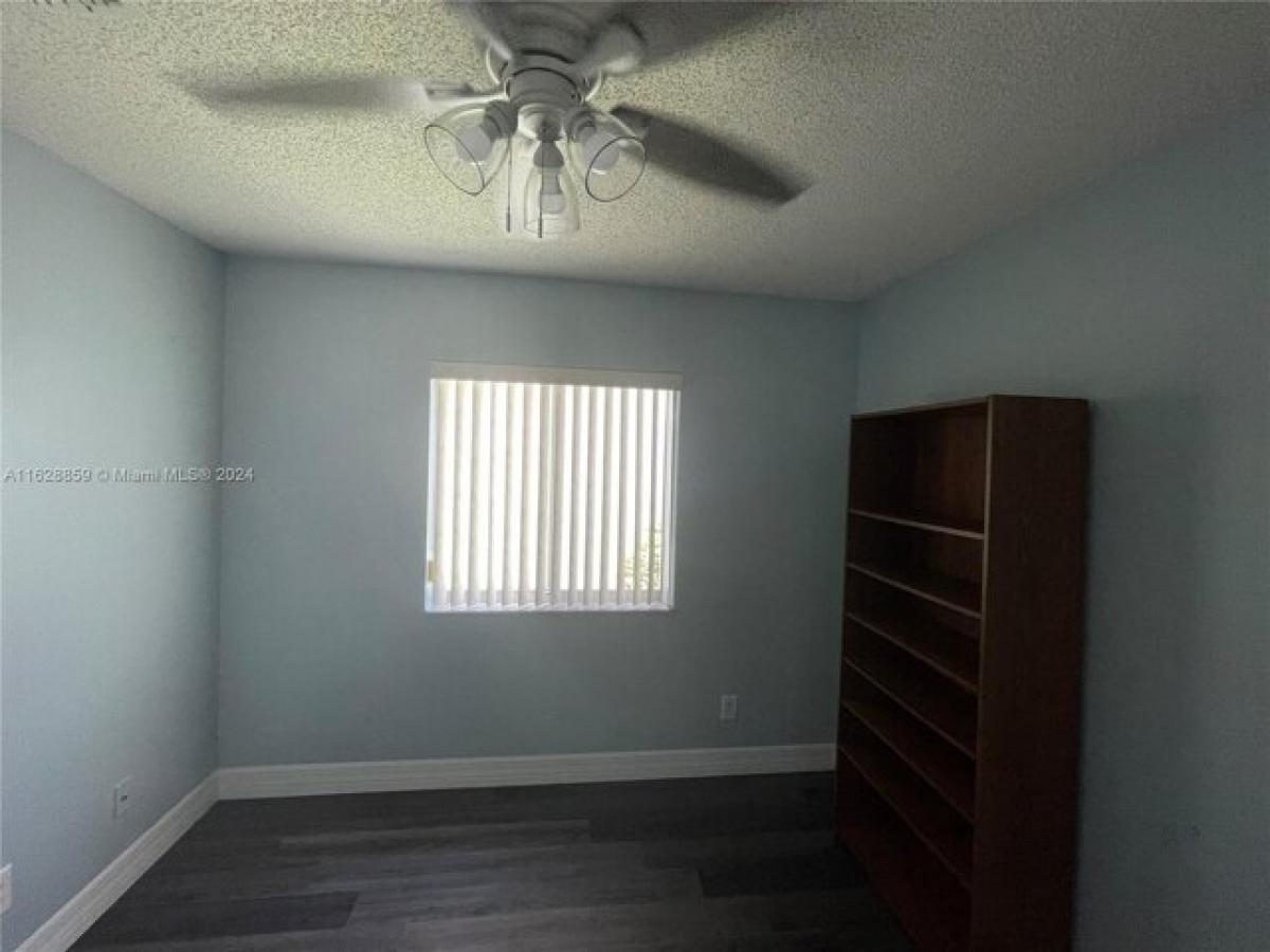 Picture of Home For Sale in Davie, Florida, United States