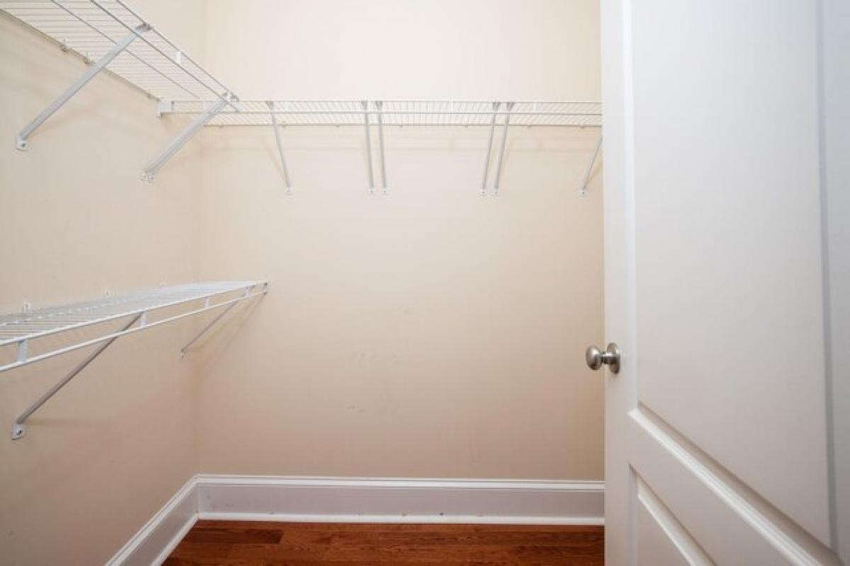 Picture of Home For Sale in Mount Pleasant, South Carolina, United States