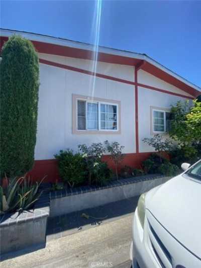 Home For Sale in Santa Ana, California