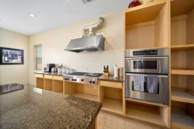 Home For Sale in Palmdale, California