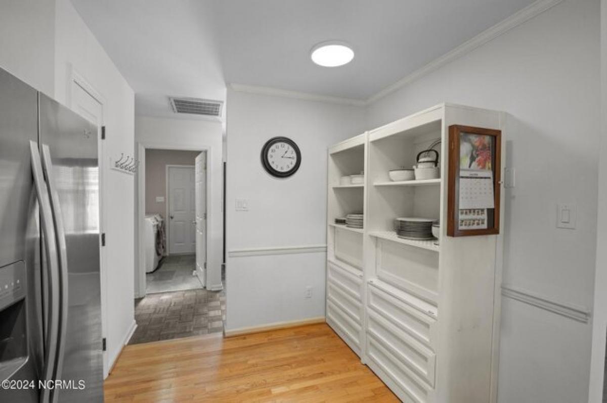 Picture of Home For Sale in New Bern, North Carolina, United States