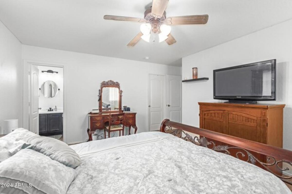 Picture of Home For Sale in Buckeye, Arizona, United States