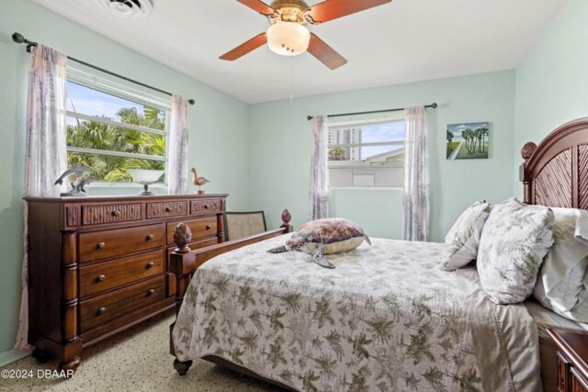 Picture of Home For Sale in Holly Hill, Florida, United States