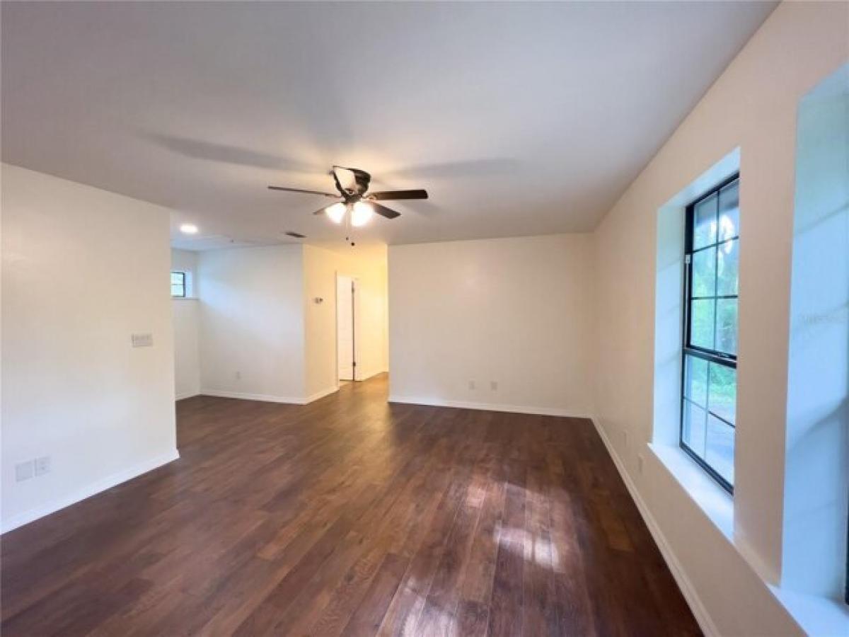 Picture of Home For Sale in Gainesville, Florida, United States