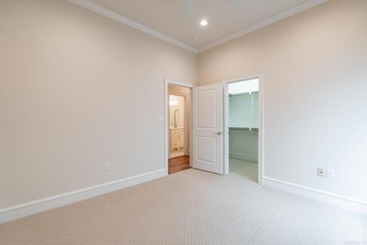 Picture of Home For Sale in North Little Rock, Arkansas, United States