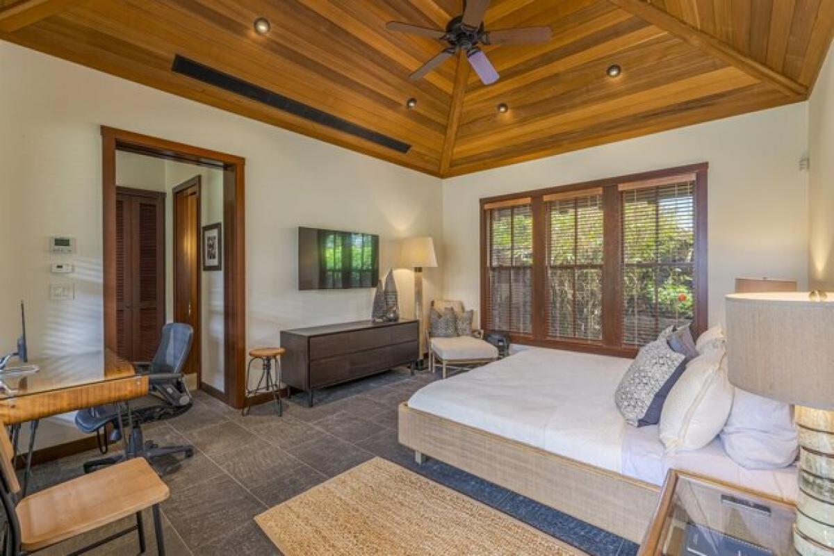Picture of Home For Sale in Kailua-Kona, Hawaii, United States
