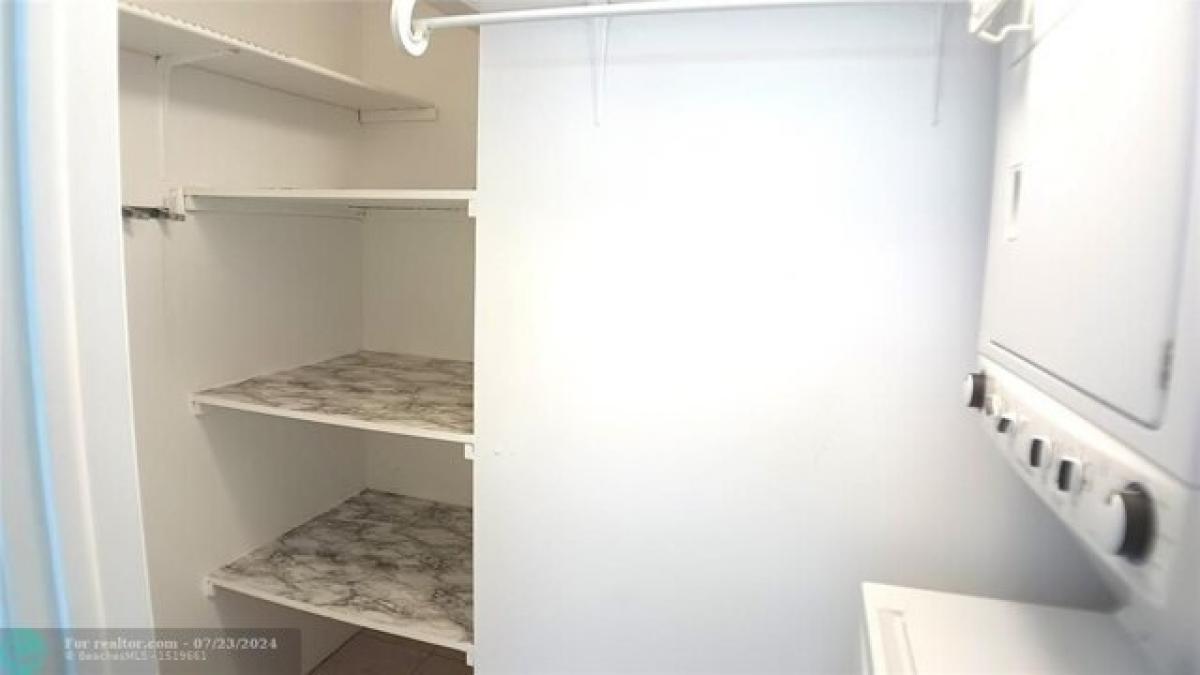 Picture of Home For Sale in Pompano Beach, Florida, United States