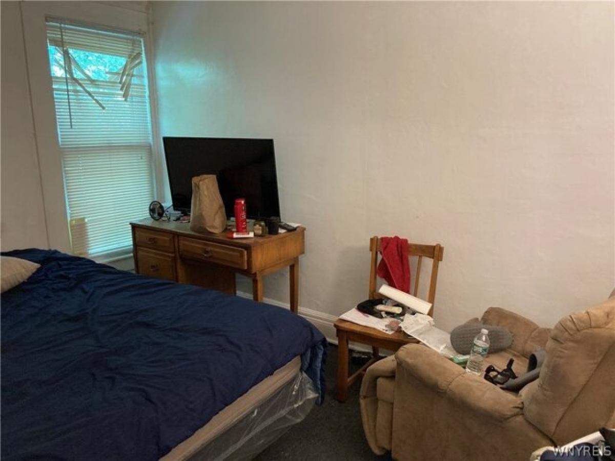 Picture of Home For Sale in Buffalo, New York, United States