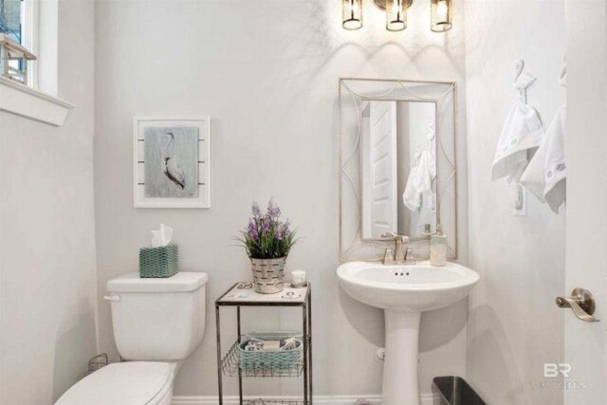 Picture of Home For Sale in Orange Beach, Alabama, United States