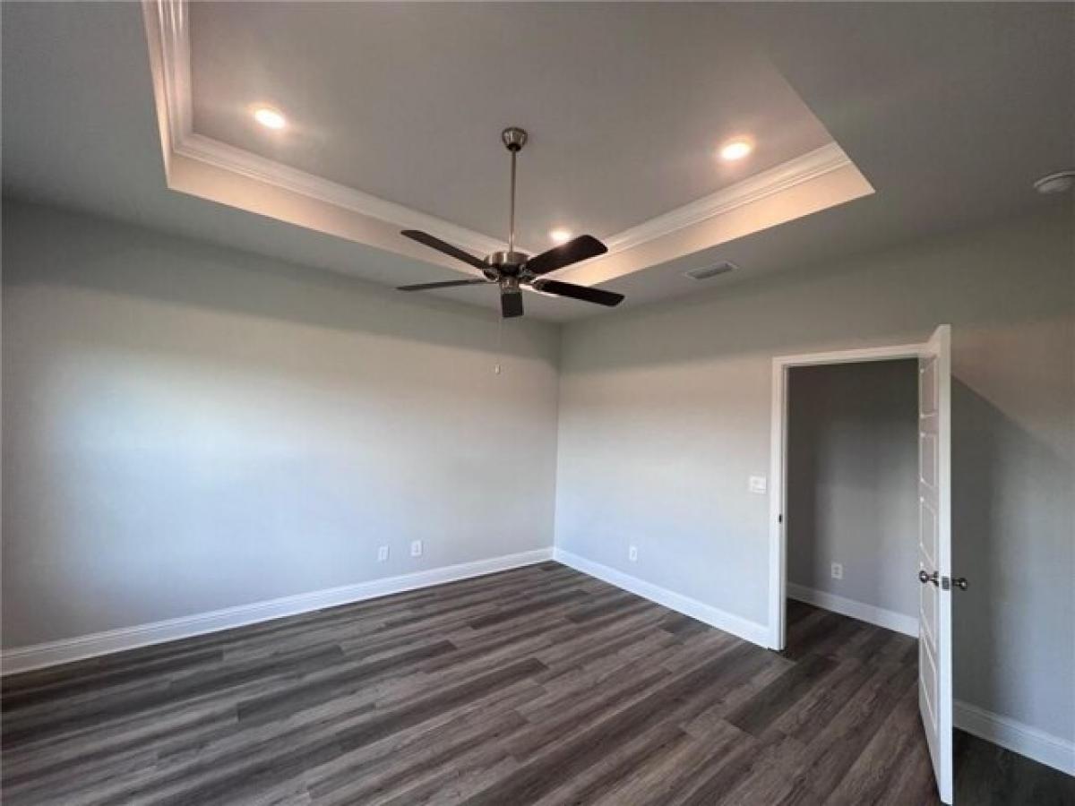 Picture of Home For Sale in Mobile, Alabama, United States