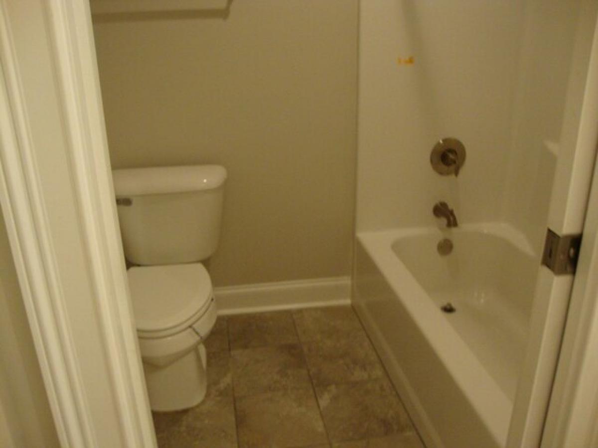 Picture of Home For Sale in Dothan, Alabama, United States