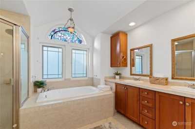 Home For Sale in Port Orchard, Washington